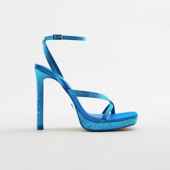 NWT. Zara Blue Heeled Sandals with Rhinestones. Size 8. - Picture 1 of 7
